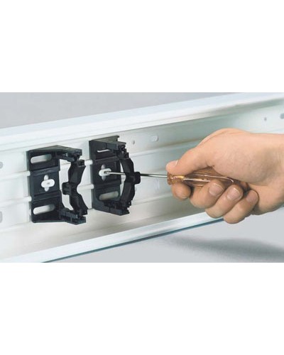 Крепеж розеток SA-MN EXP для короба TA-GN DKC 03000 в Комсомольске-на-Амуре Аксессуары для кабель-канала Pintop.ru