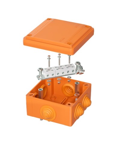 Коробка пластиковая FS с кабельными вводами и клеммниками, IP55,100х100х50мм, 6р, 4мм.квDKC (FSB11604) в Комсомольске-на-Амуре Распределительные коробки Pintop.ru