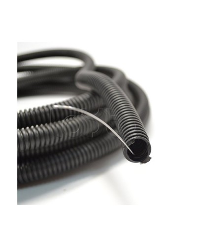 Труба гофр. ПНД 25 мм с зондом (50 м) IEK CTG20-25-K02-050-1 в Комсомольске-на-Амуре Труба гофрированная Pintop.ru