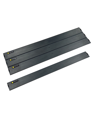 19 пластиковая фальш-панель 4U, разделяемая, быстросъемная, черная LANMASTER LAN-CB-FPP-4U в Комсомольске-на-Амуре Аксессуары для стоек и шкафов Pintop.ru