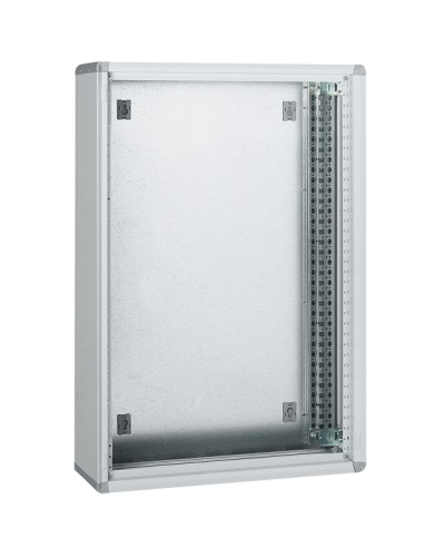 Шкаф распределительный Legrand 020401 в Комсомольске-на-Амуре Щиты электрические Pintop.ru