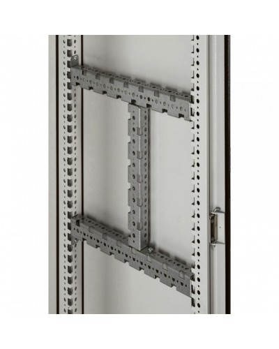 Набор траверсов Legrand 020532 в Комсомольске-на-Амуре Аксессуары для стоек и шкафов Pintop.ru