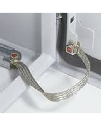 Проводник заземления 6мм2 LEGRAND 034795 в Комсомольске-на-Амуре Клеммные колодки Pintop.ru