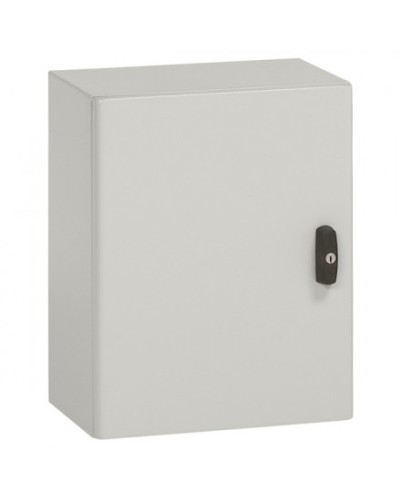 Щит навесной Legrand 035509 в Комсомольске-на-Амуре Щиты электрические Pintop.ru