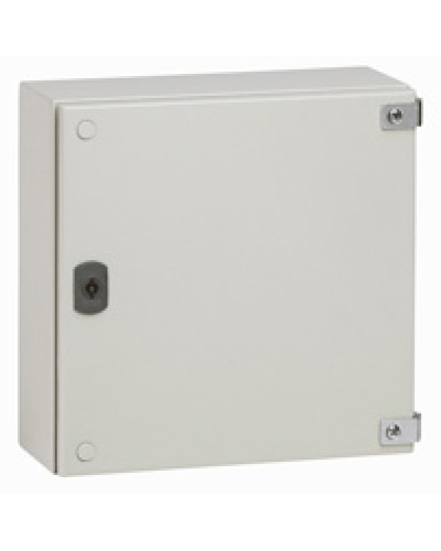 Промышленная коробка Atlantic металлическая квадратная IP66 IK10 300x300x120 мм RAL 7035 Legrand 035608 в Комсомольске-на-Амуре Щиты электрические Pintop.ru