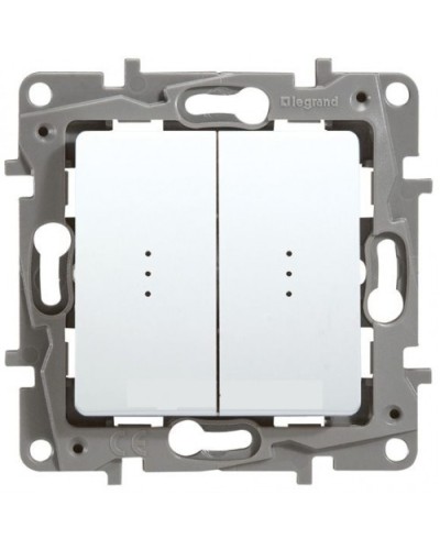 Переключатель двухклавишный с подсветкой Etika Plus 10 AX 250 В белый Legrand 672216 в Комсомольске-на-Амуре Аксессуары для кабель-канала Pintop.ru