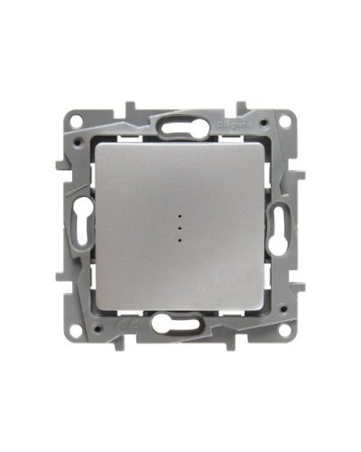 Переключатель с подсветкой Etika Plus 10 AX 250 В алюминий Legrand 672415 в Комсомольске-на-Амуре Аксессуары для кабель-канала Pintop.ru