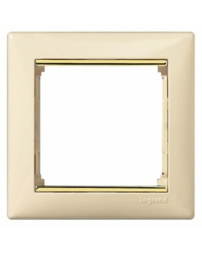 Рамка одноместная Valena Legrand 774151 в Комсомольске-на-Амуре Аксессуары для кабель-канала Pintop.ru