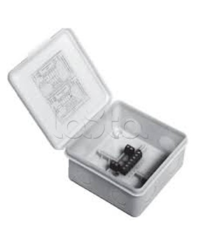 Коробка монтажная Спектрон МК04 в Комсомольске-на-Амуре Комутационные взрывозащищенные коробки Pintop.ru